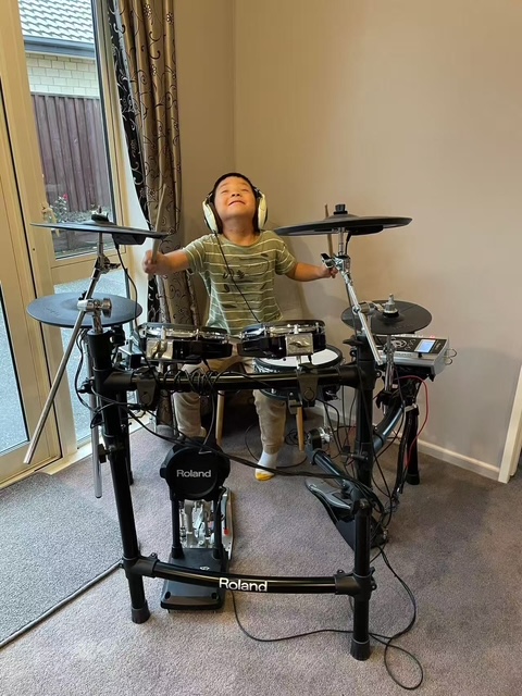 Electronic drum kit set up in the iDrum Academy studio